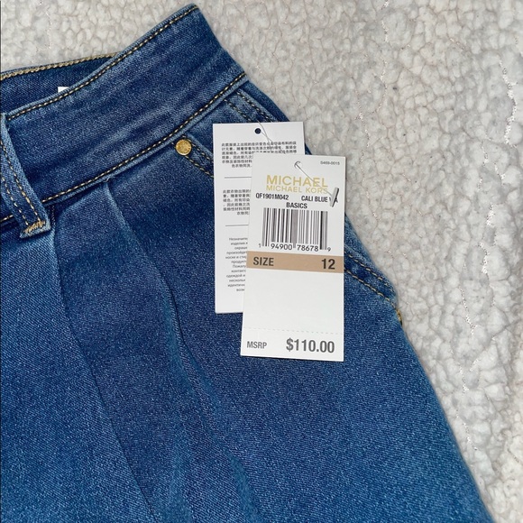 NWT Michael Kors Carrot Pleated Front Tapered Oversized Mom Jeans Size 12 - Picture 6 of 10